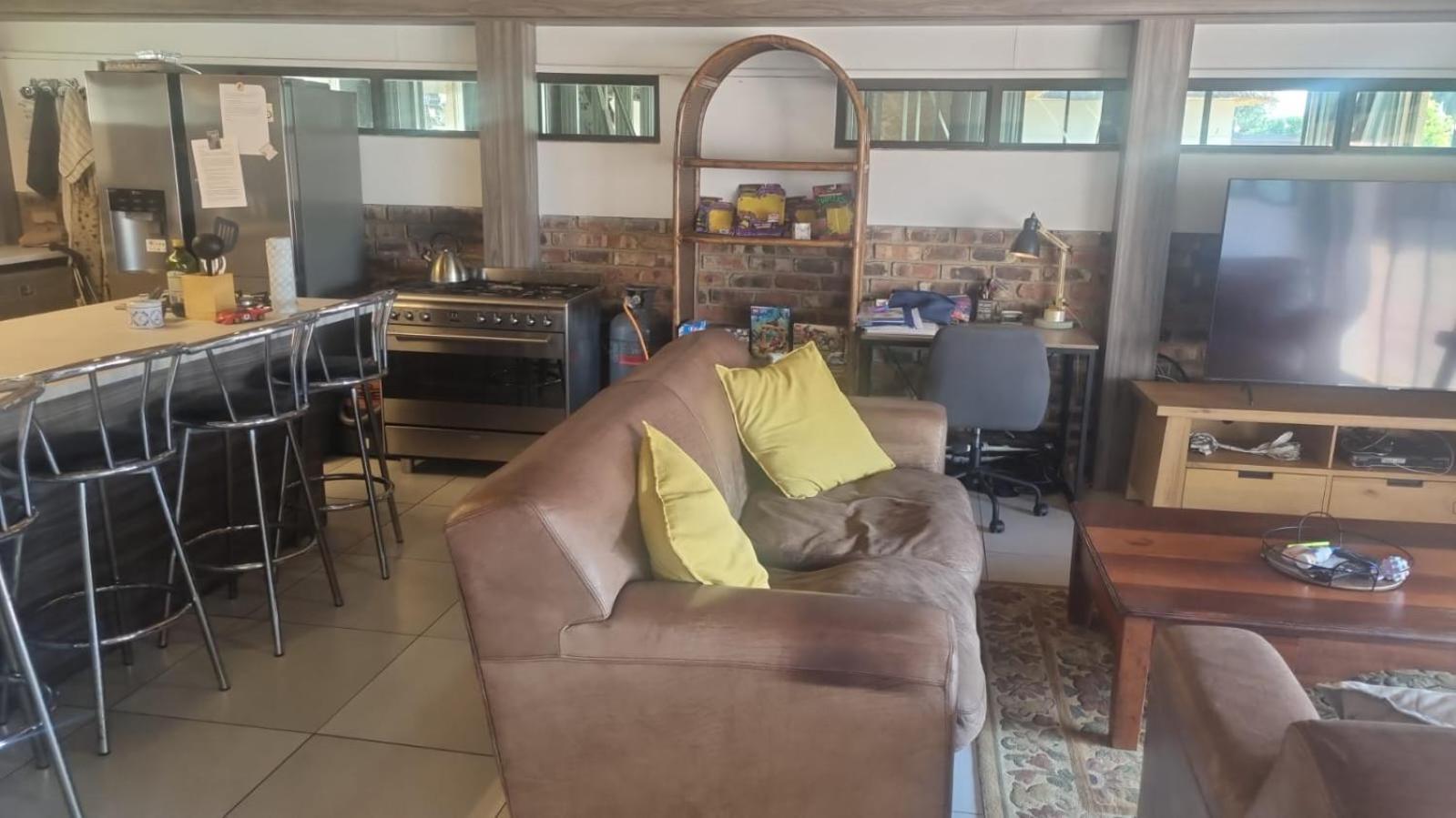 12 On Vaal Drive Guesthouse バンダービールパーク エクステリア 写真