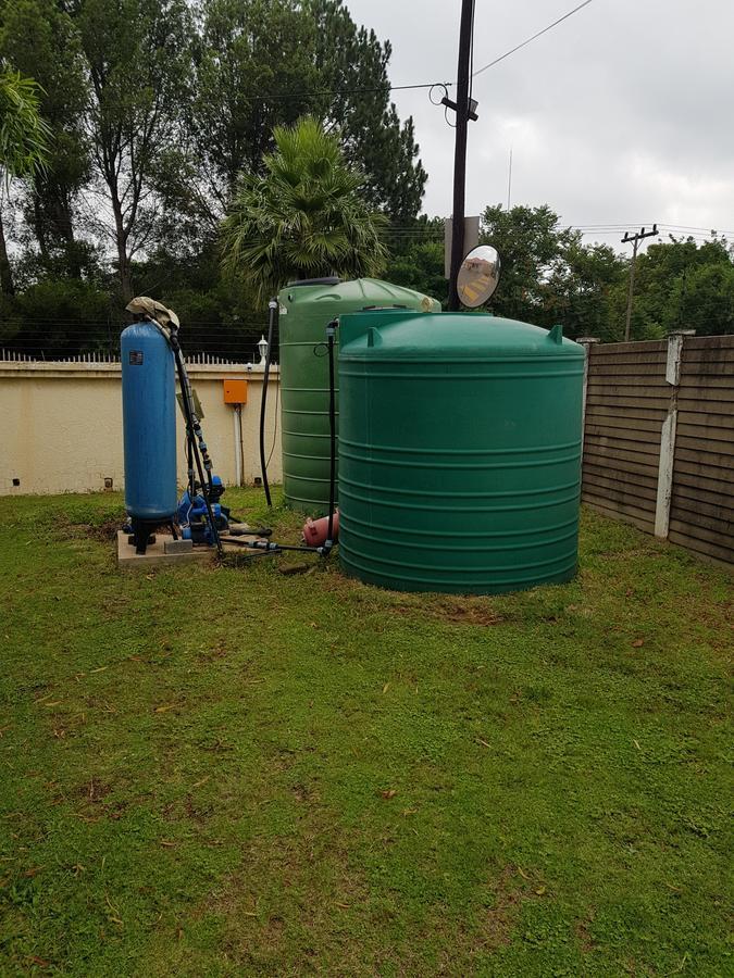 12 On Vaal Drive Guesthouse バンダービールパーク エクステリア 写真